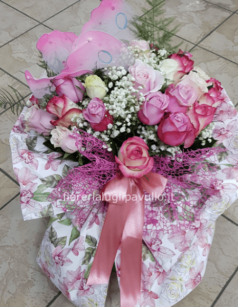 bouquet di rose rosa