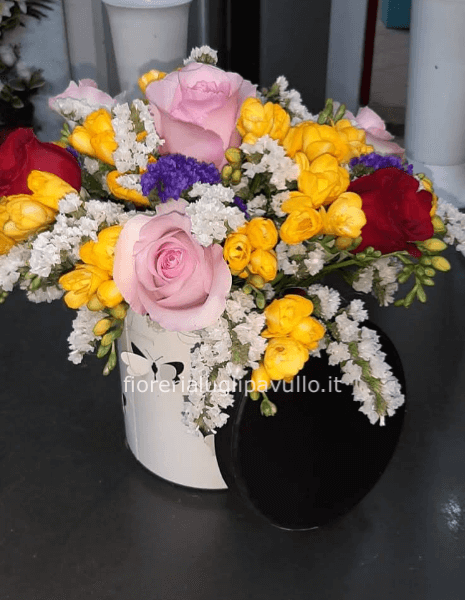 flowers box medio piccola con fiori misti