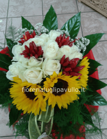 Bouquet compatto particolare misto
