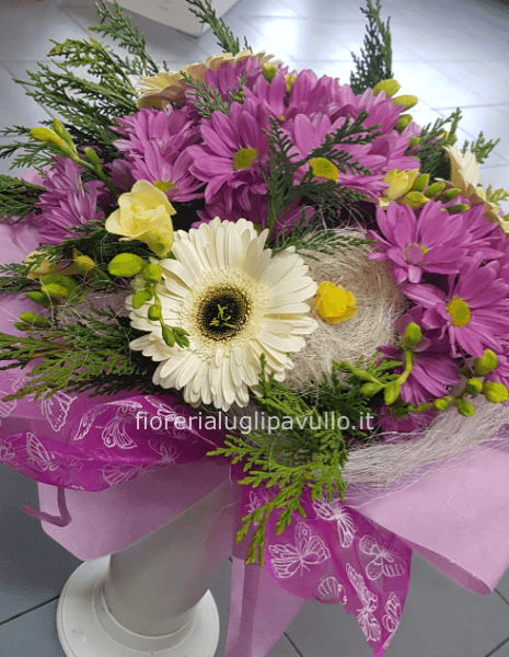 bouquet di margherite e gerbere