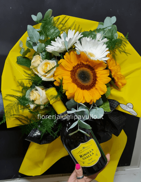 bouquet di girasoli e altro